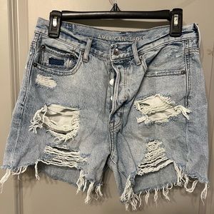 American eagle 90s boyfriend shorts size 6